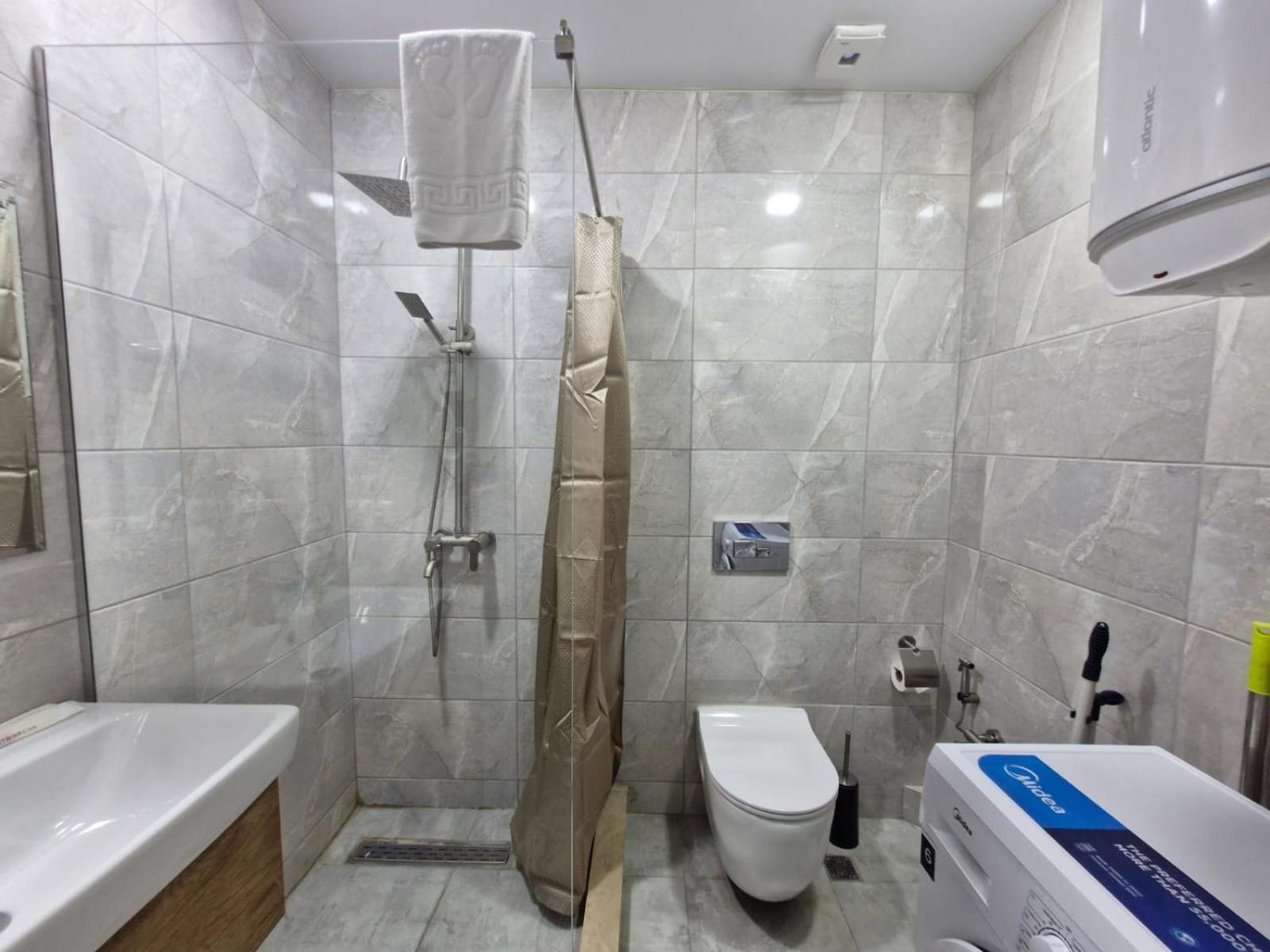 Liana Sea & Sky Suites Batumi Ngoại thất bức ảnh
